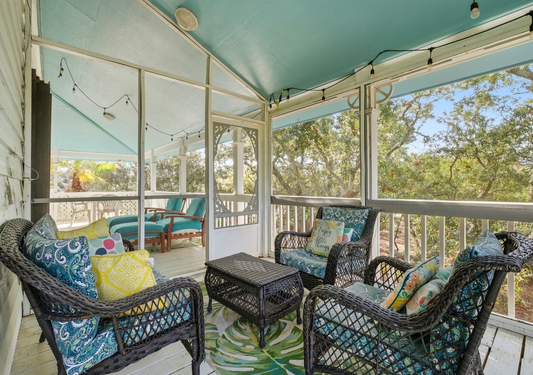 Caribbean Breezes- Screened Sitting Area from Balcony