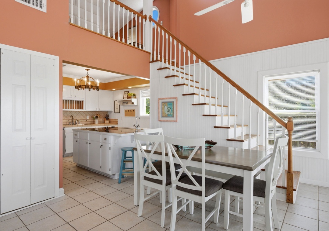 Dunestruck- Dining Room & Kitchen