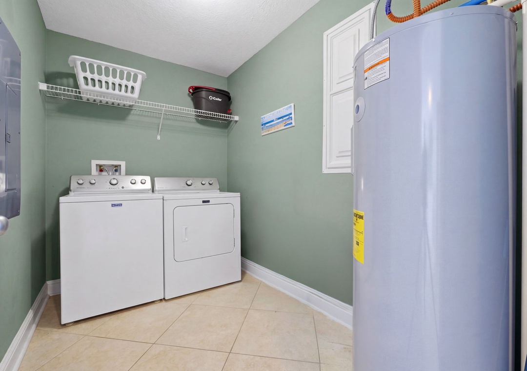Lighthouse 418- Laundry Room