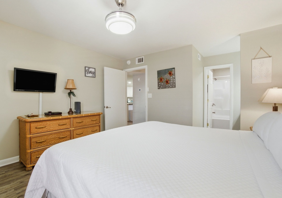 Regatta Condo 304C- Bedroom 1 to TV & Bathroom 1