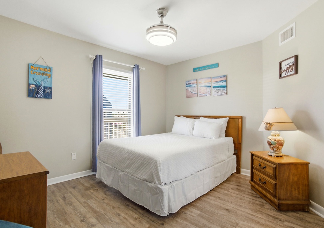 21-web-or-mls-317-e-beach-blvd-304c