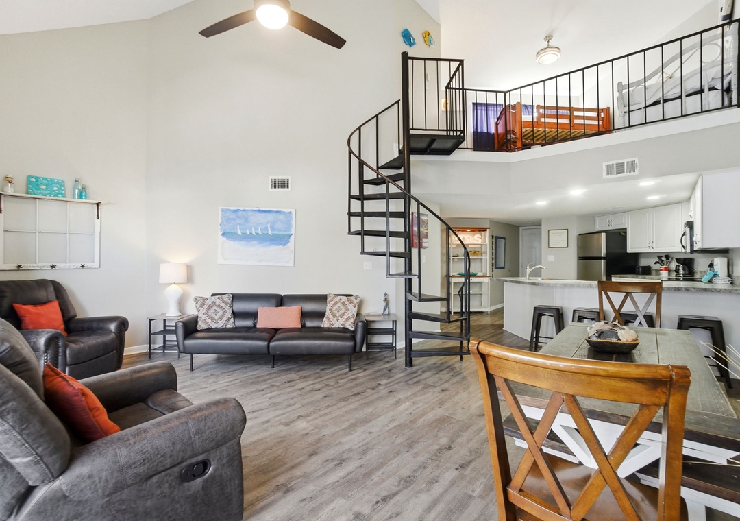 16-web-or-mls-317-e-beach-blvd-304c