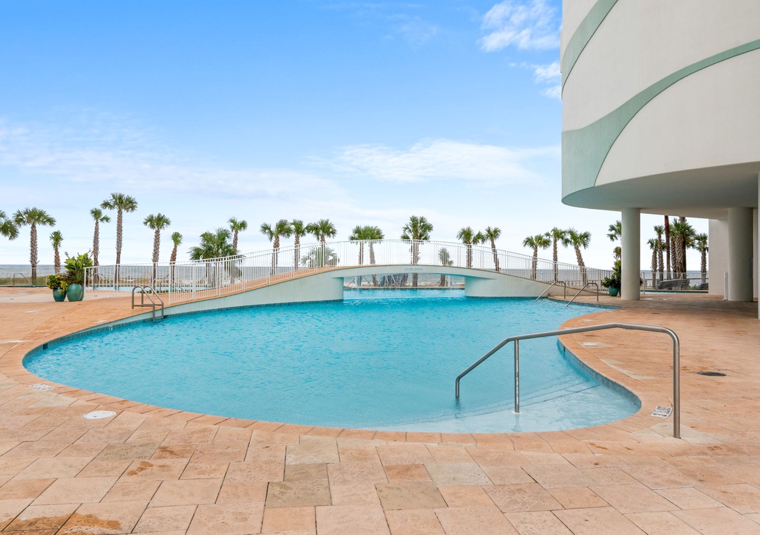 Turquoise Place-Pool