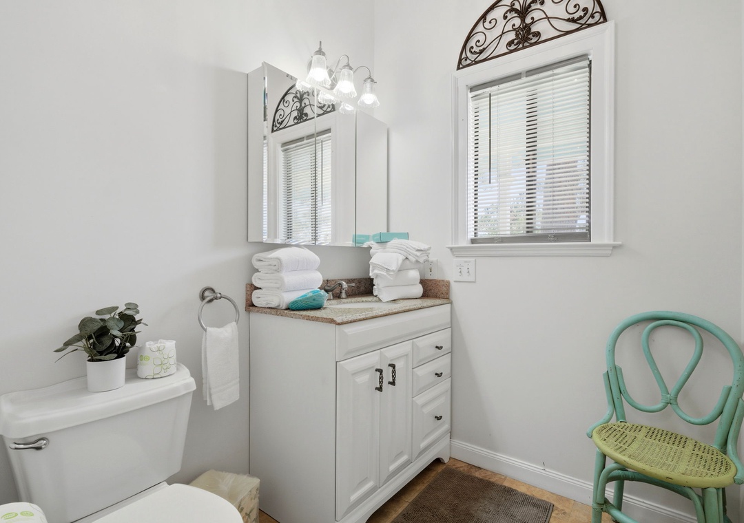 Caribbean Breezes- Bathroom 2