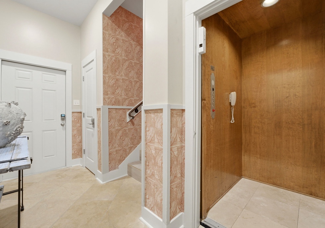 59-web-or-mls-1557-w-beach-blvd