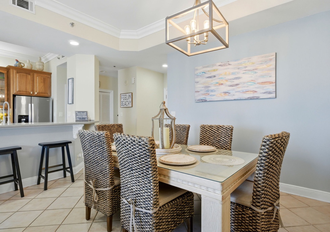 SeaChase 1104C- Dining Room