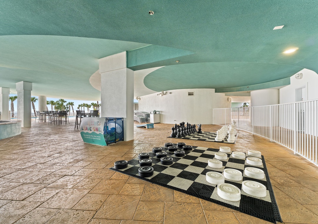 Turquoise Place-Play Area