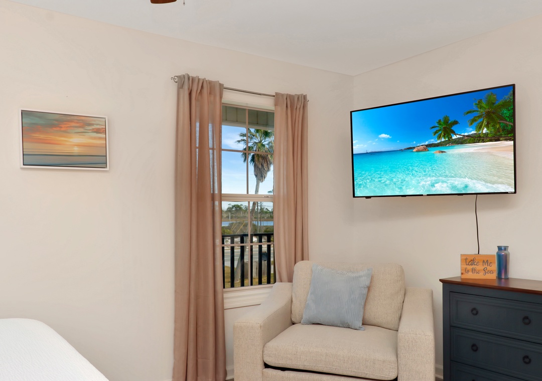 Bedroom 1 - Reading Nook