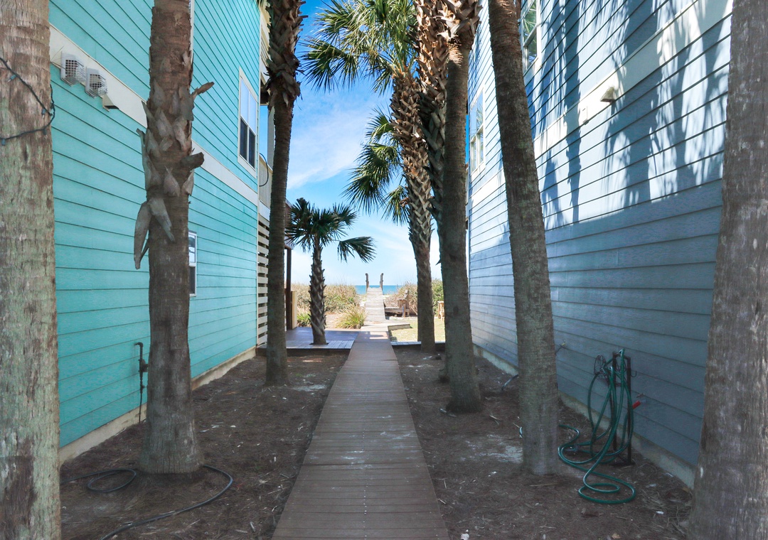 Walkway Between the Two Houses