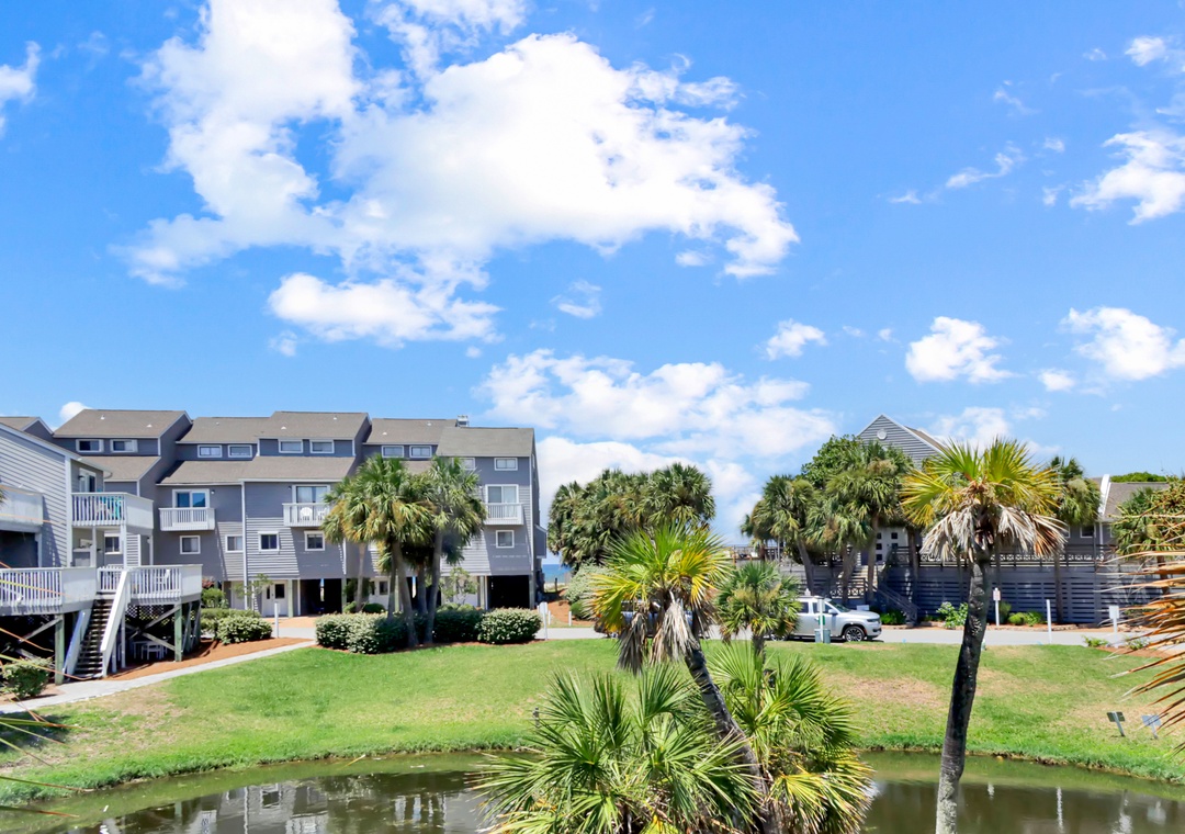 Main Level Deck - Beach View