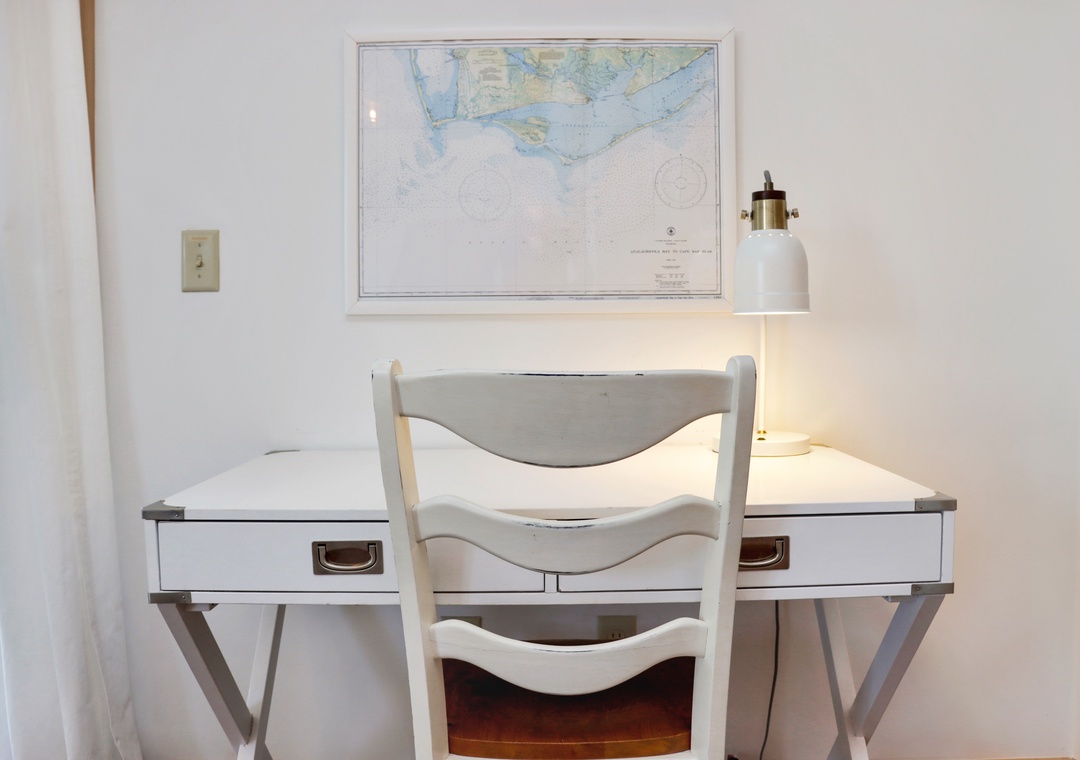 Bedroom 3 - Private Workspace