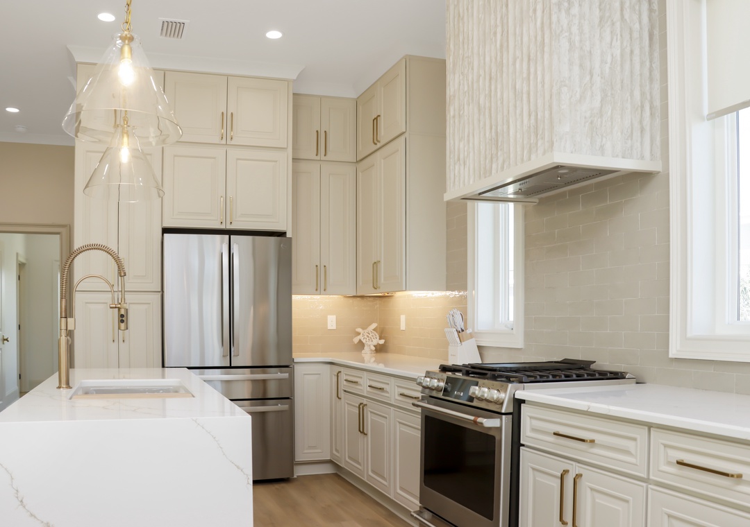 Kitchen 1
