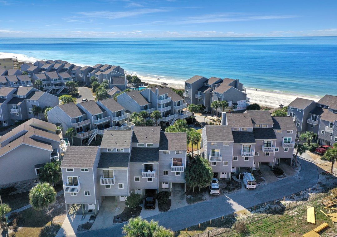 Building Has a Great Gulf View