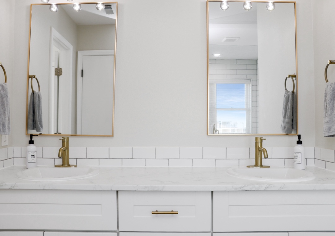Bedroom 3 - Master Bathroom 1