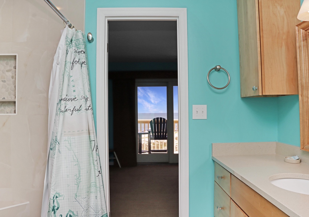 Bedroom 3 - Master Bathroom View