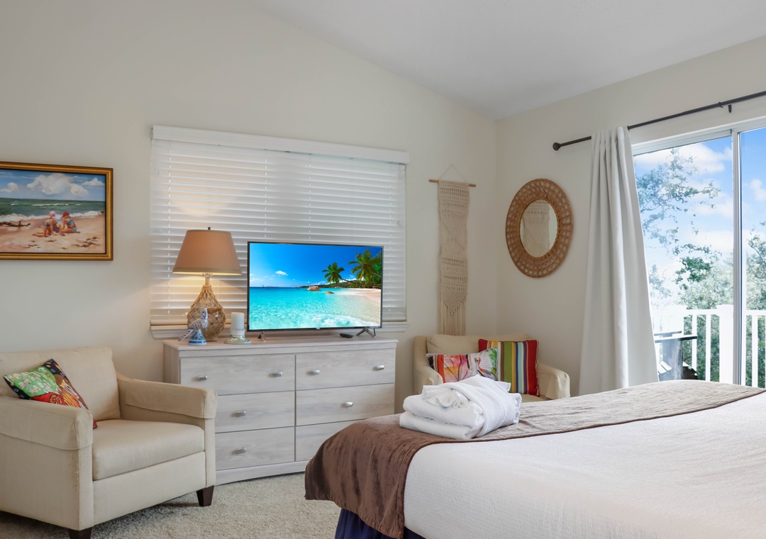 Bedroom 3 with TV