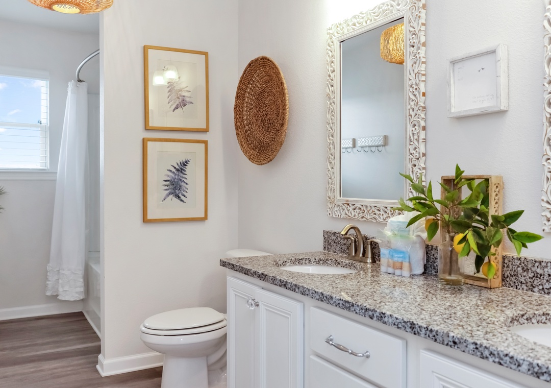 Full Bathroom