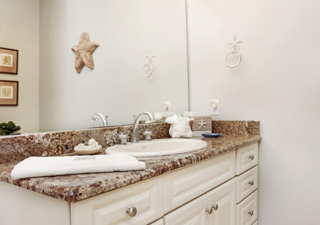 Bedroom 3 - Master Bathroom