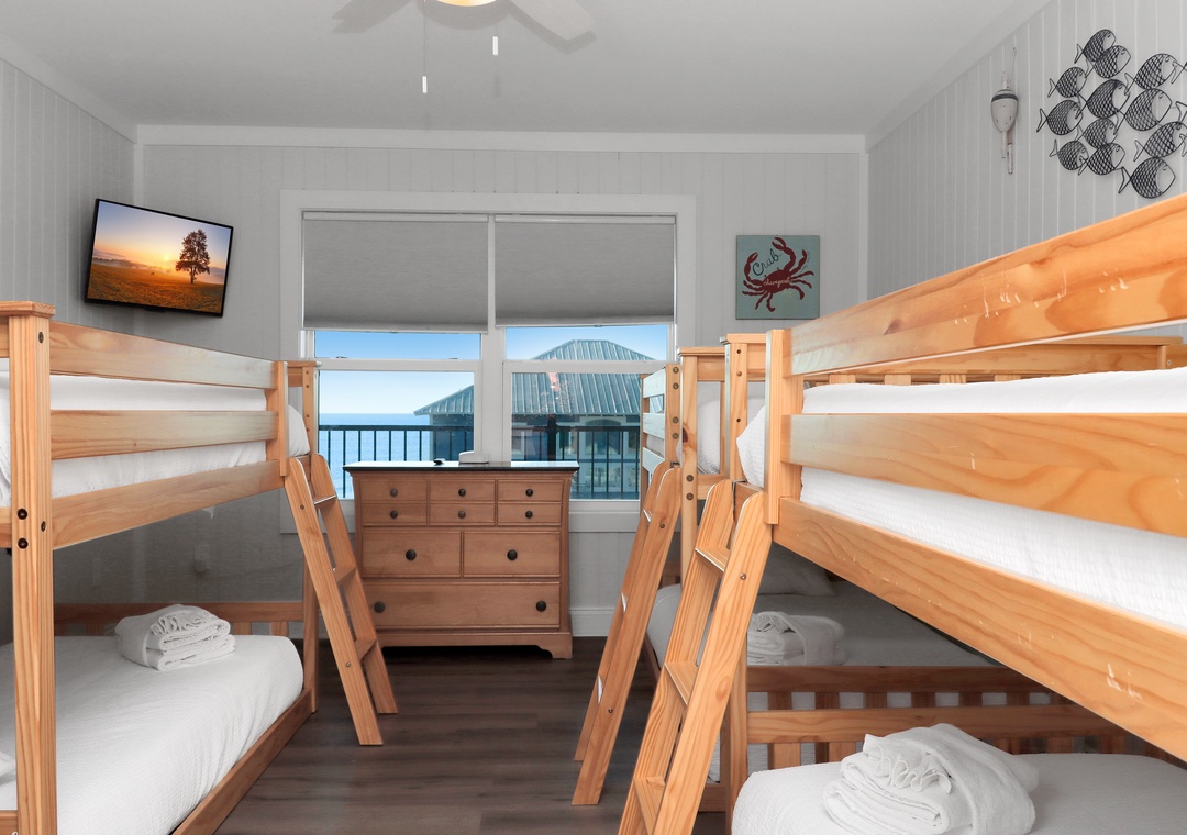 Bedroom 3 - Beach View