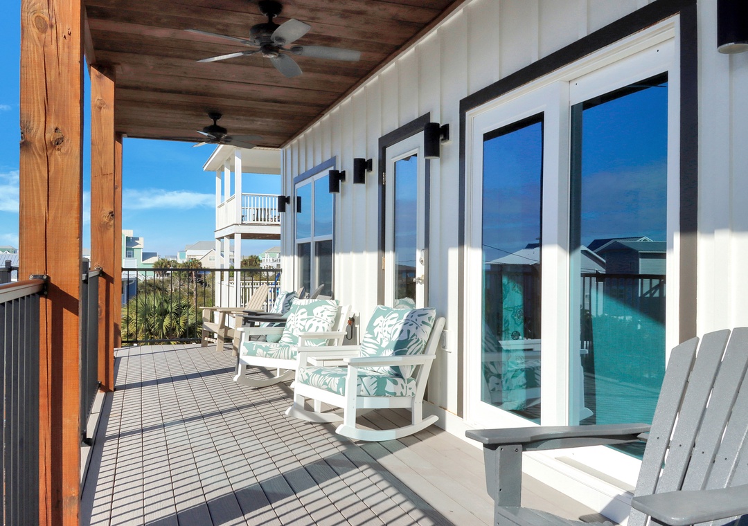 First Floor Beach View Deck (1)