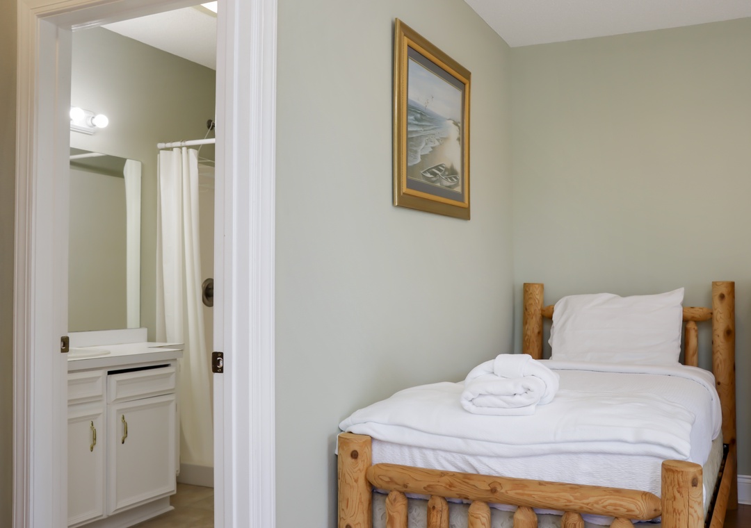 Bedroom 3 and Full Bathroom
