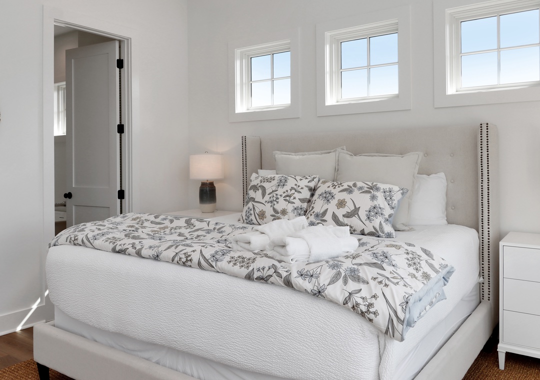 Bedroom 4 with Master Bedroom