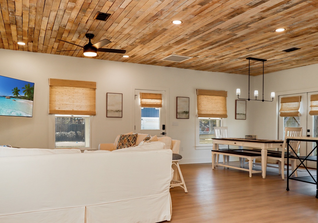 Living and Dining Area