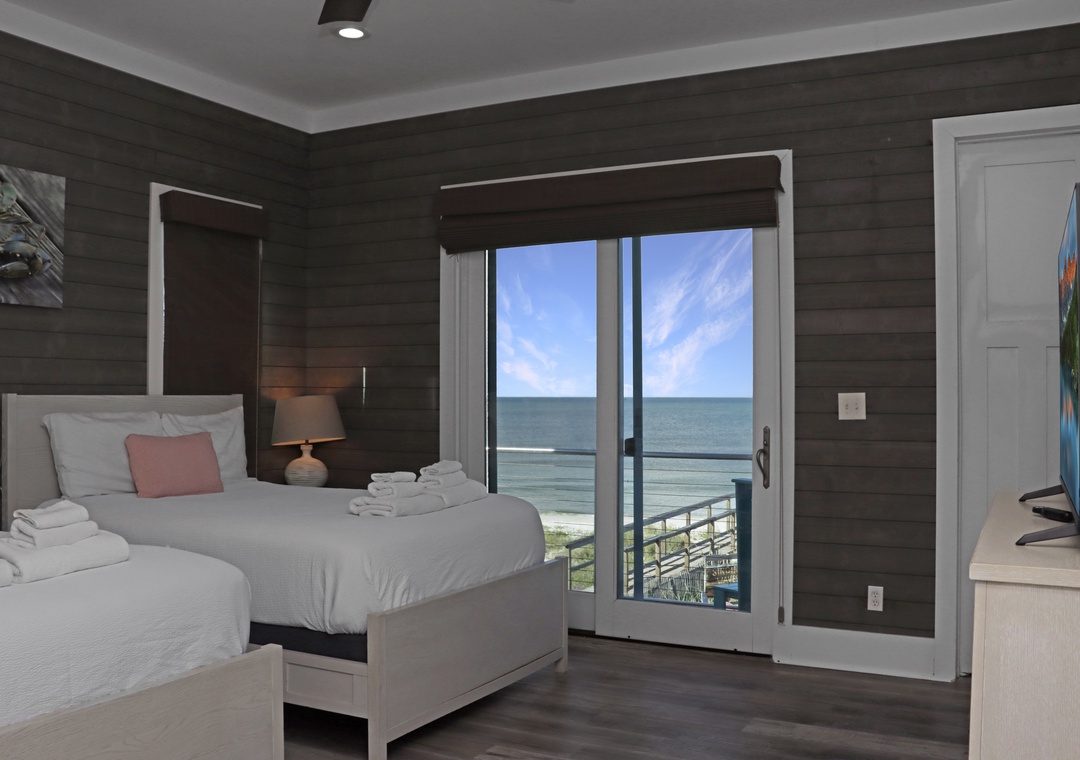 Bedroom 2 - Beach Front