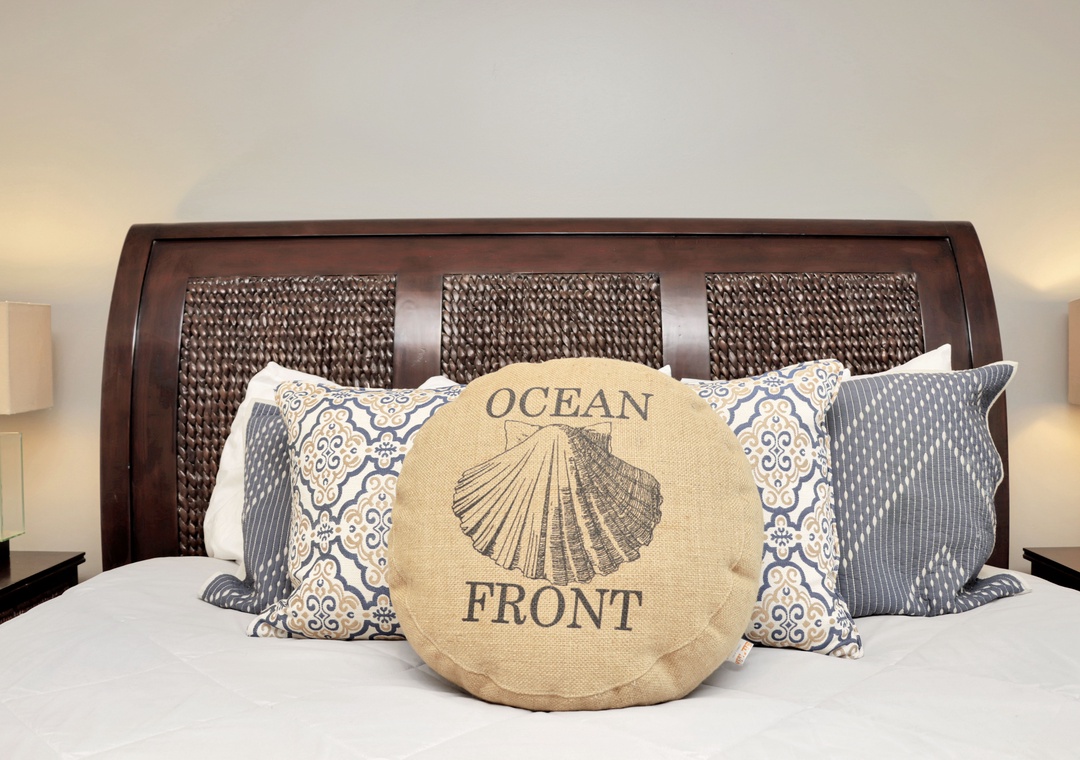 Bedroom 4 - Queen Bed
