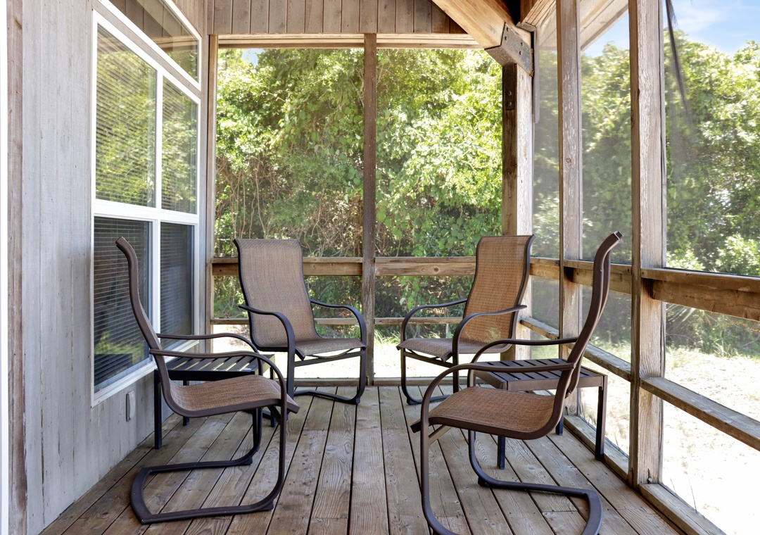 Front Porch - Sitting Area