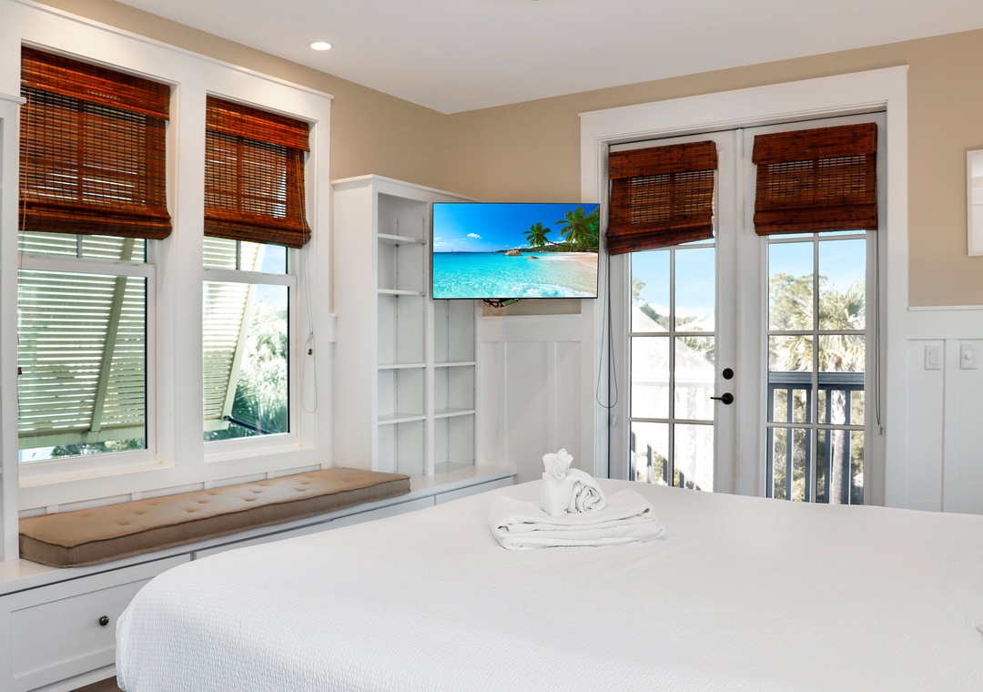 Bedroom 4 - TV and Small Deck