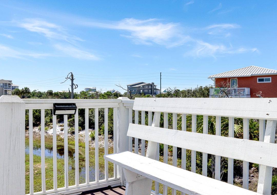 Small Deck at Main Entrance