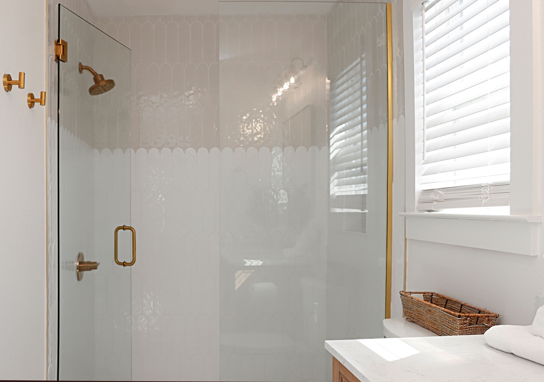 Full Bathroom Shower