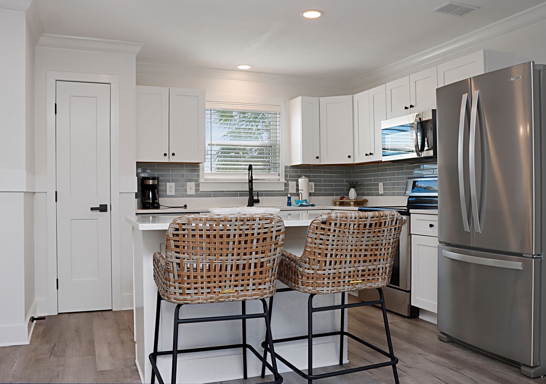 Kitchen Island with Bar Seating
