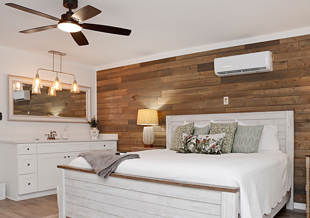 Ground Floor Master Bedroom with Vanity