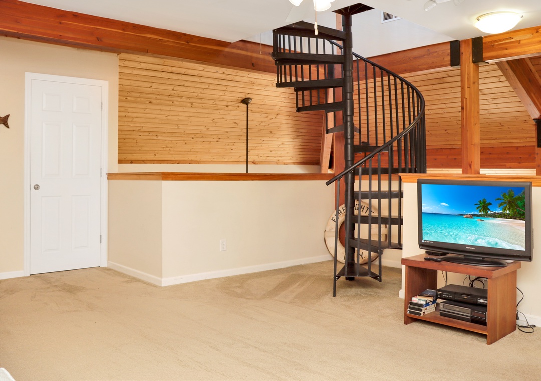 Upstairs Loft - TV