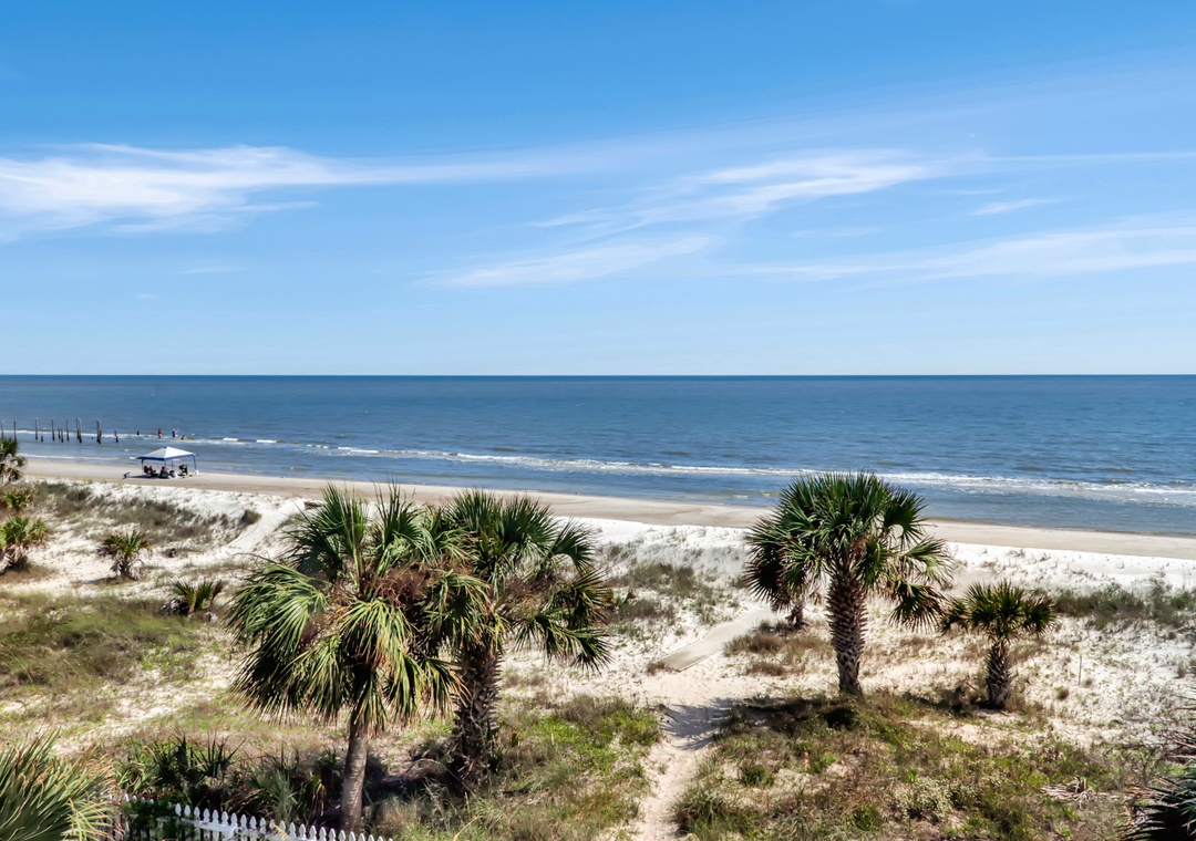 Top Floor Beach Front Deck - View