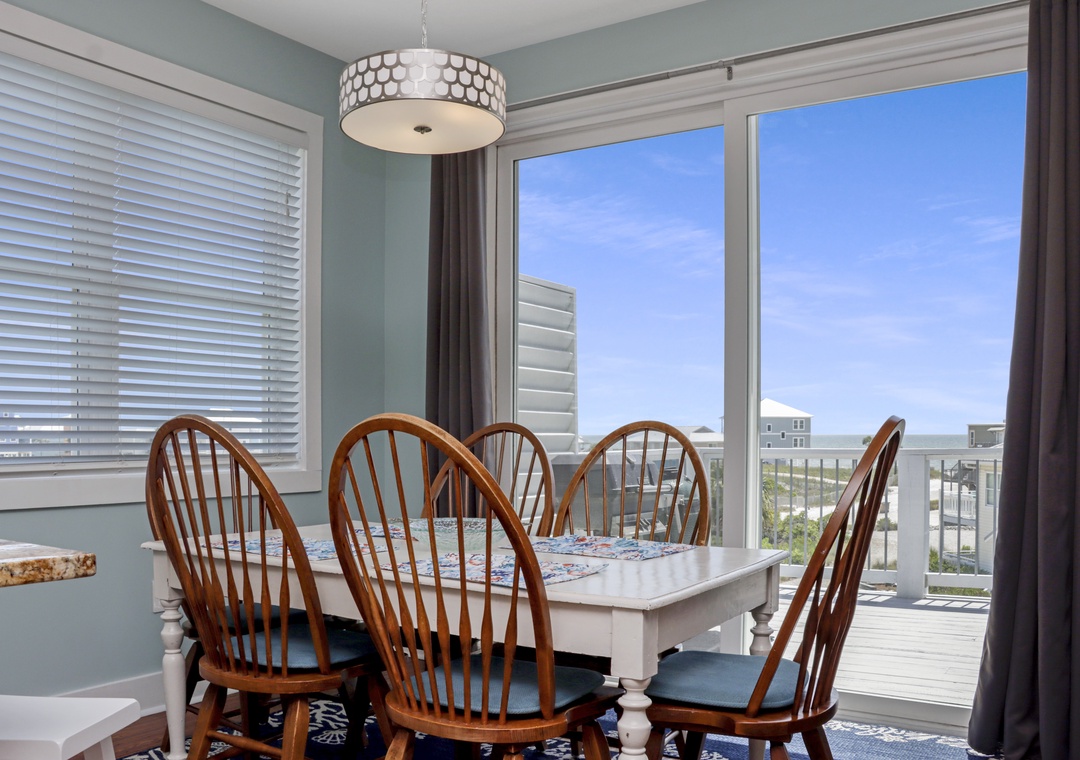 Beach View Dining Area