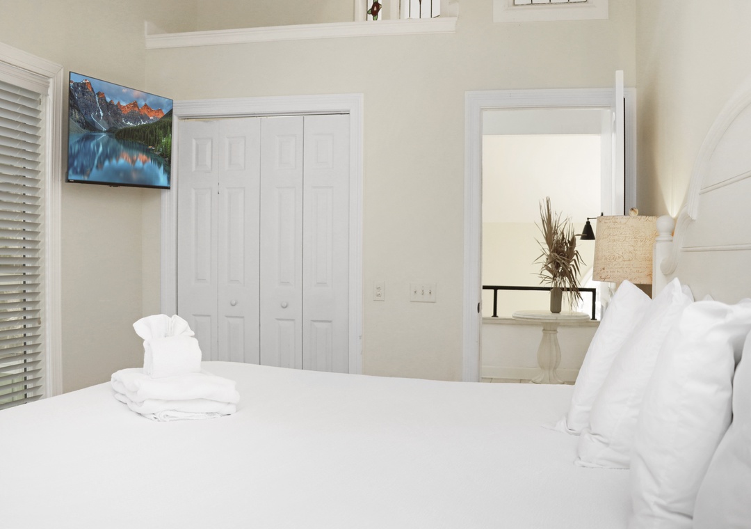 Bedroom 3 with TV
