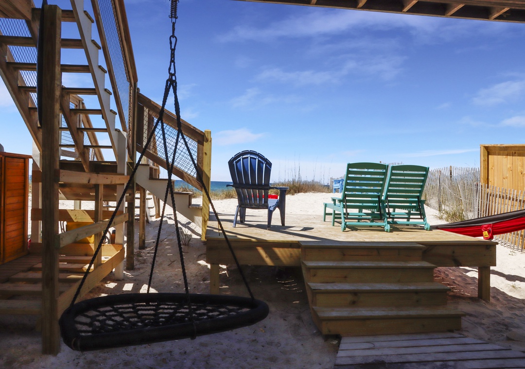 Multiple Hang Out Options