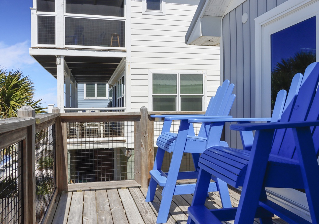Bedroom 2 - Beach Front Deck