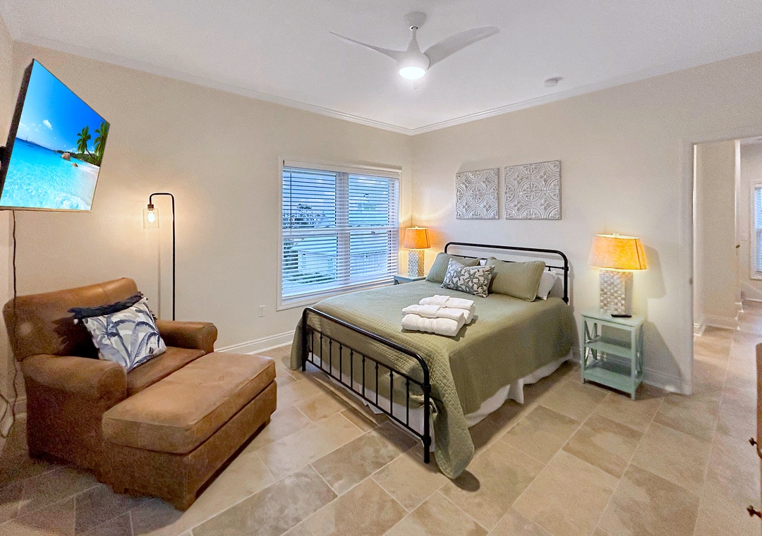 1st Level Primary Bedroom 1 with Queen Bed