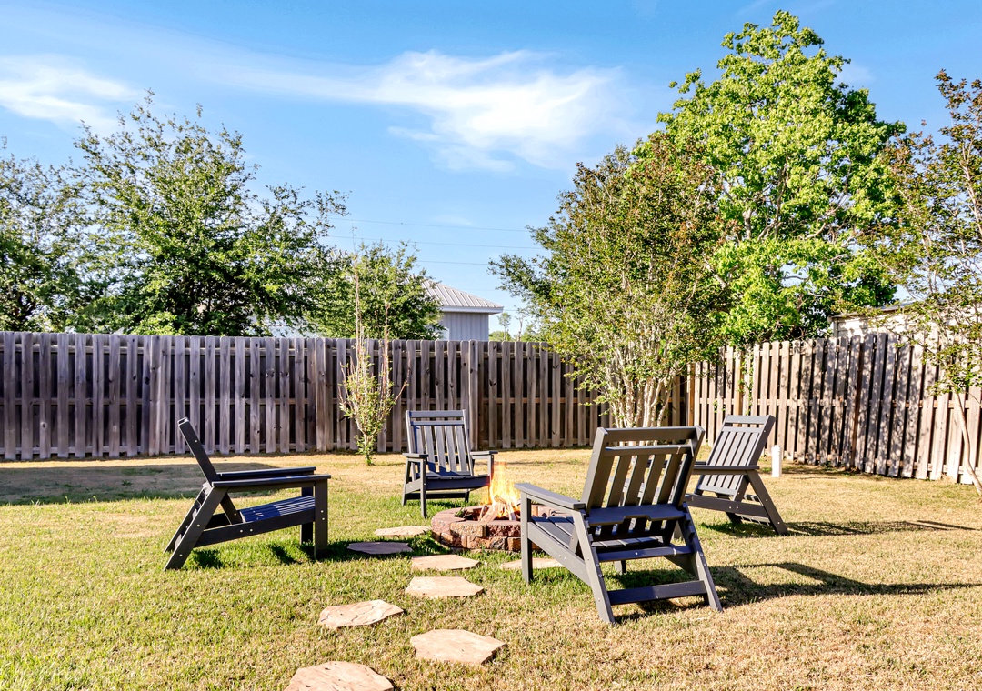 Backyard Fire Pit