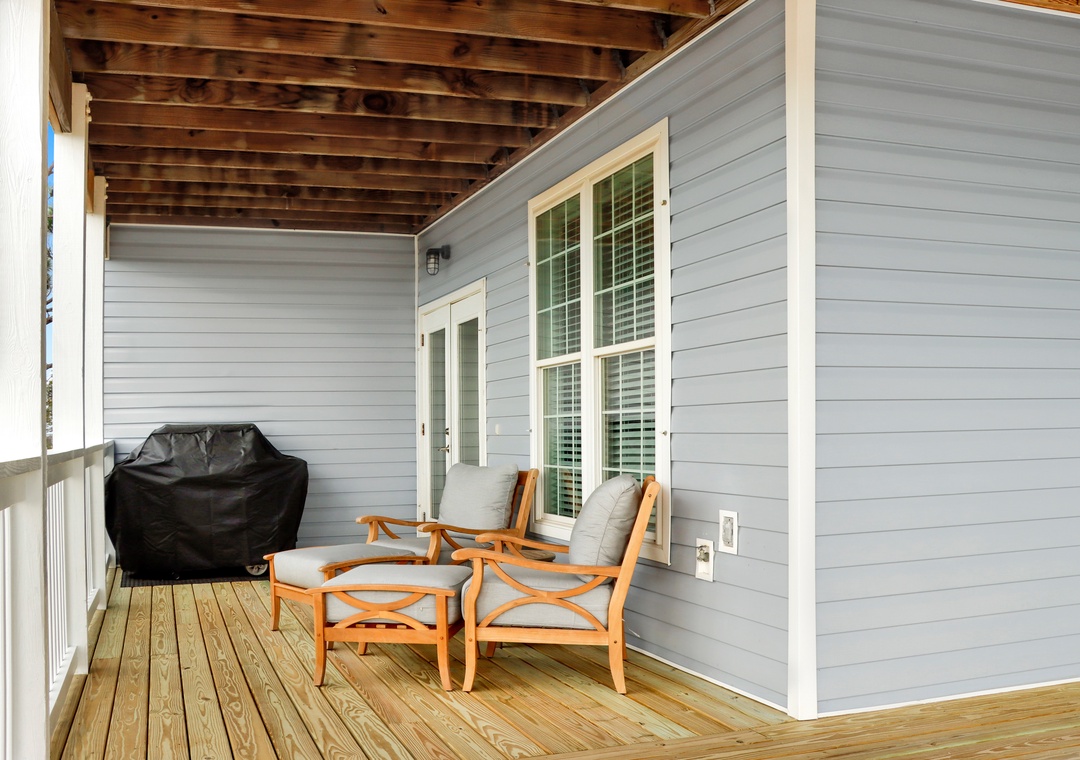 First Floor Covered Deck with Gas Grill