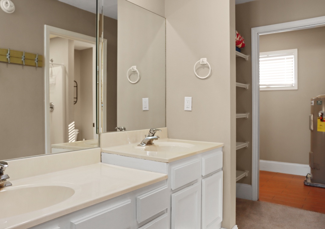 Bedroom 2 - Master Bathroom with Laundry Room