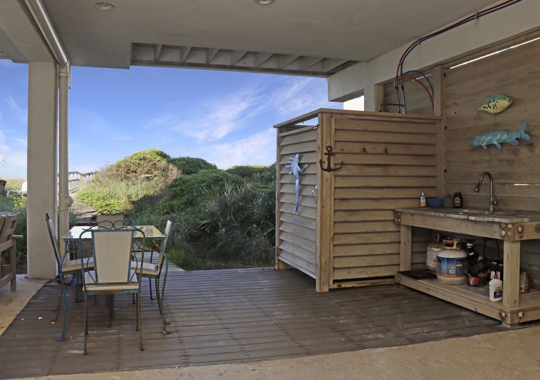 Outdoor Dining Fish Cleaning Station and Outdoor Shower
