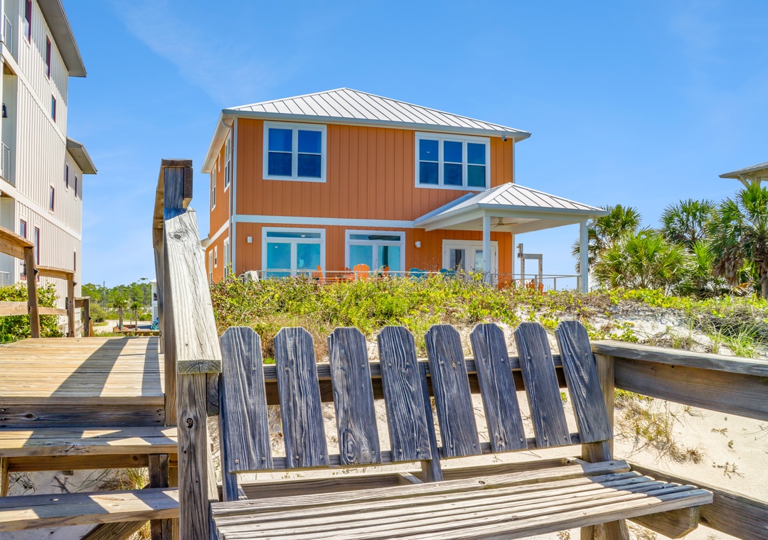 Platform Seats to Enjoy Sunsets