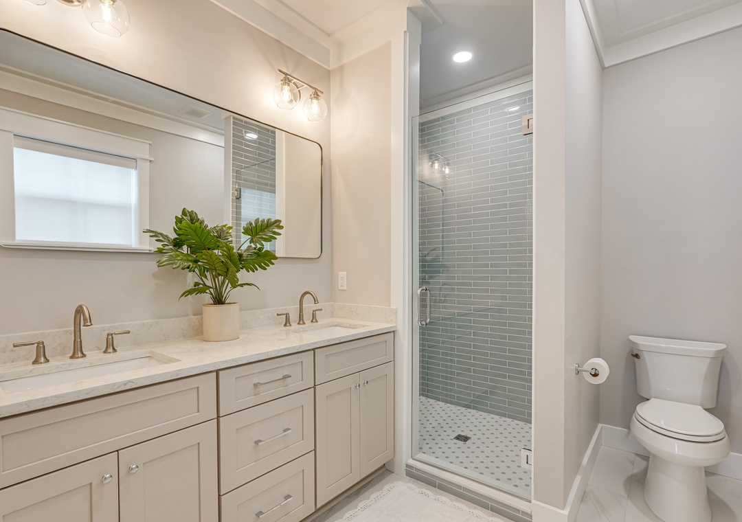 Full Bath 1