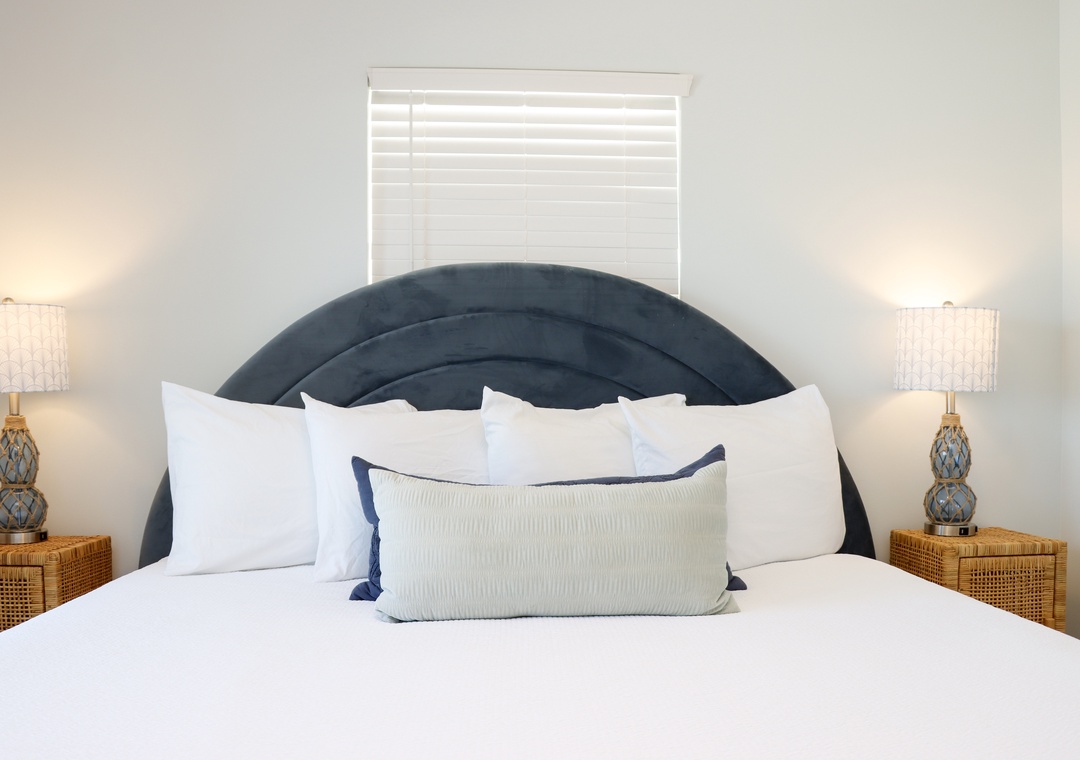 Bedroom 2 - King Bed