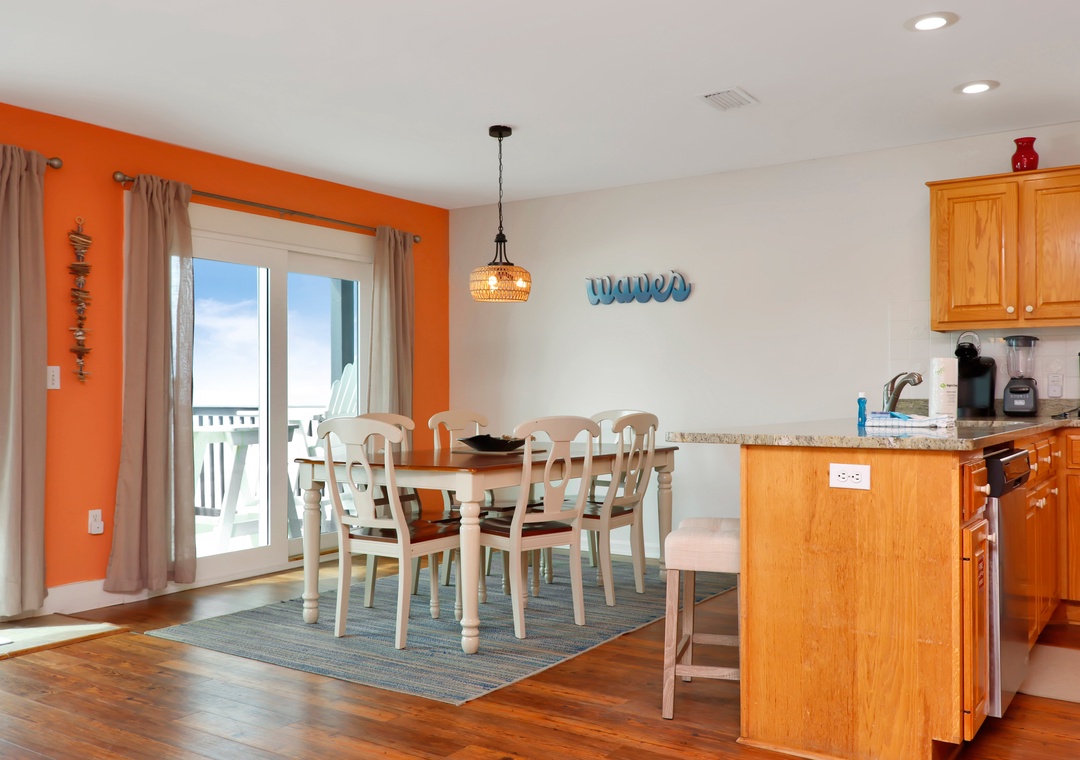 Beachfront Dining Area and Bar Seating